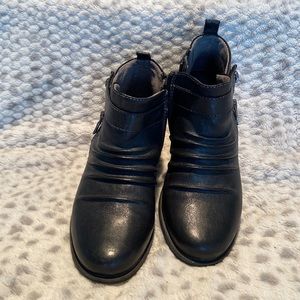 Earth Origins booties